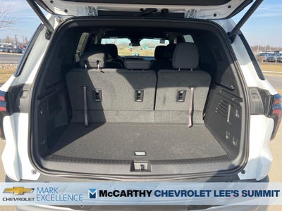 2025 Chevrolet Traverse LT w/2LT