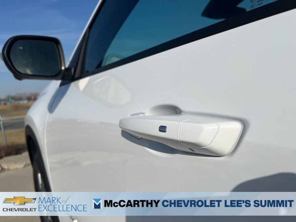 2025 Chevrolet Traverse LT w/2LT