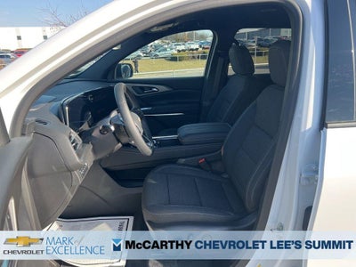 2025 Chevrolet Traverse LT w/2LT