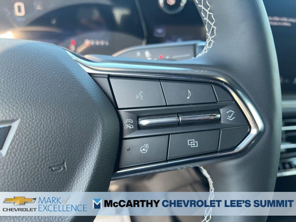 2025 Chevrolet Traverse LT w/2LT