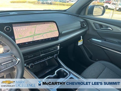 2025 Chevrolet Traverse LT w/2LT