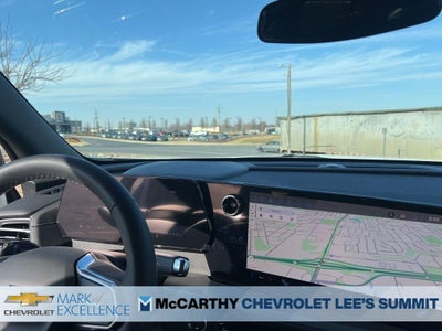 2025 Chevrolet Traverse LT w/2LT