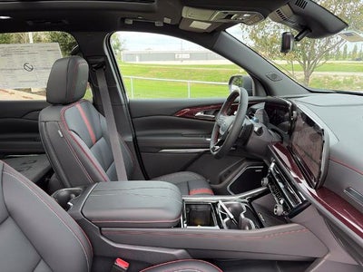 2027 Chevrolet Traverse RS w/2RS