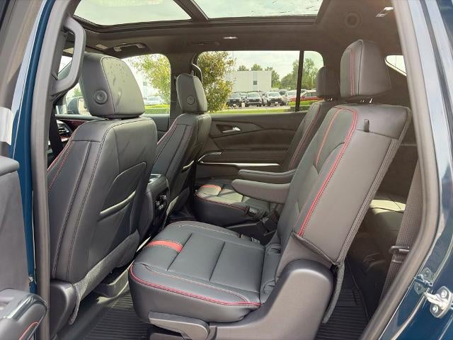 2027 Chevrolet Traverse RS w/2RS