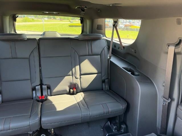 2026 Chevrolet Suburban 4WD RST