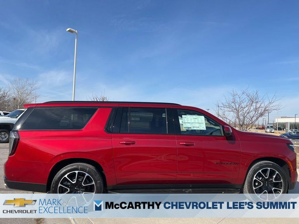 2026 Chevrolet Suburban 4WD RST