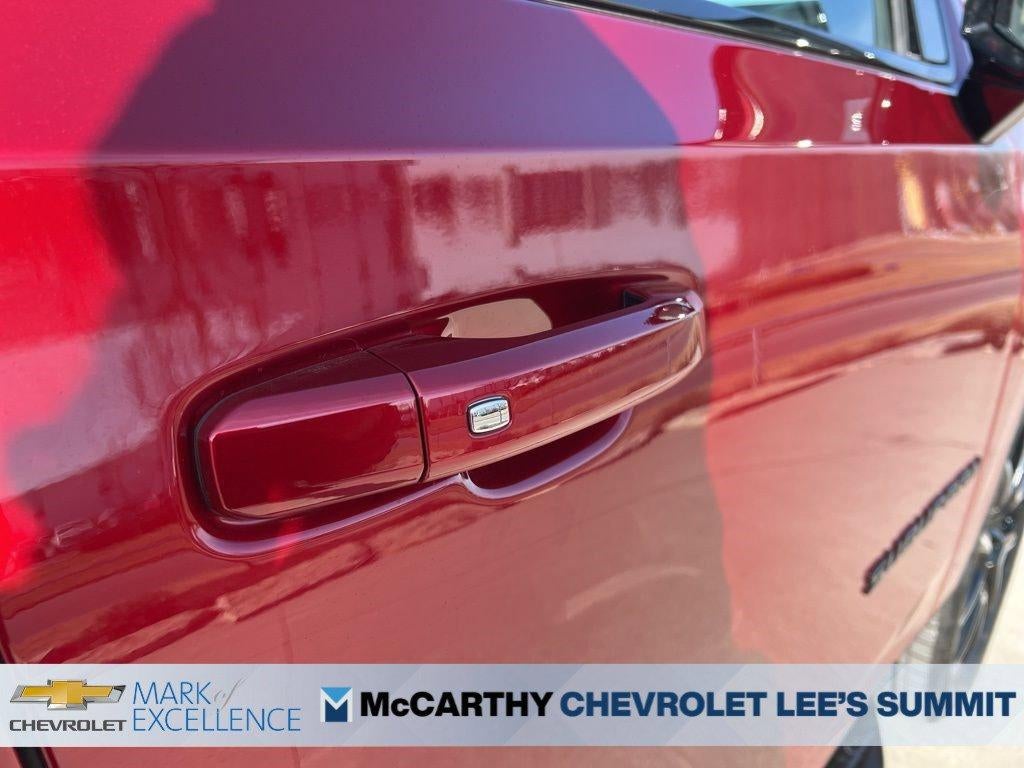 2026 Chevrolet Suburban 4WD RST