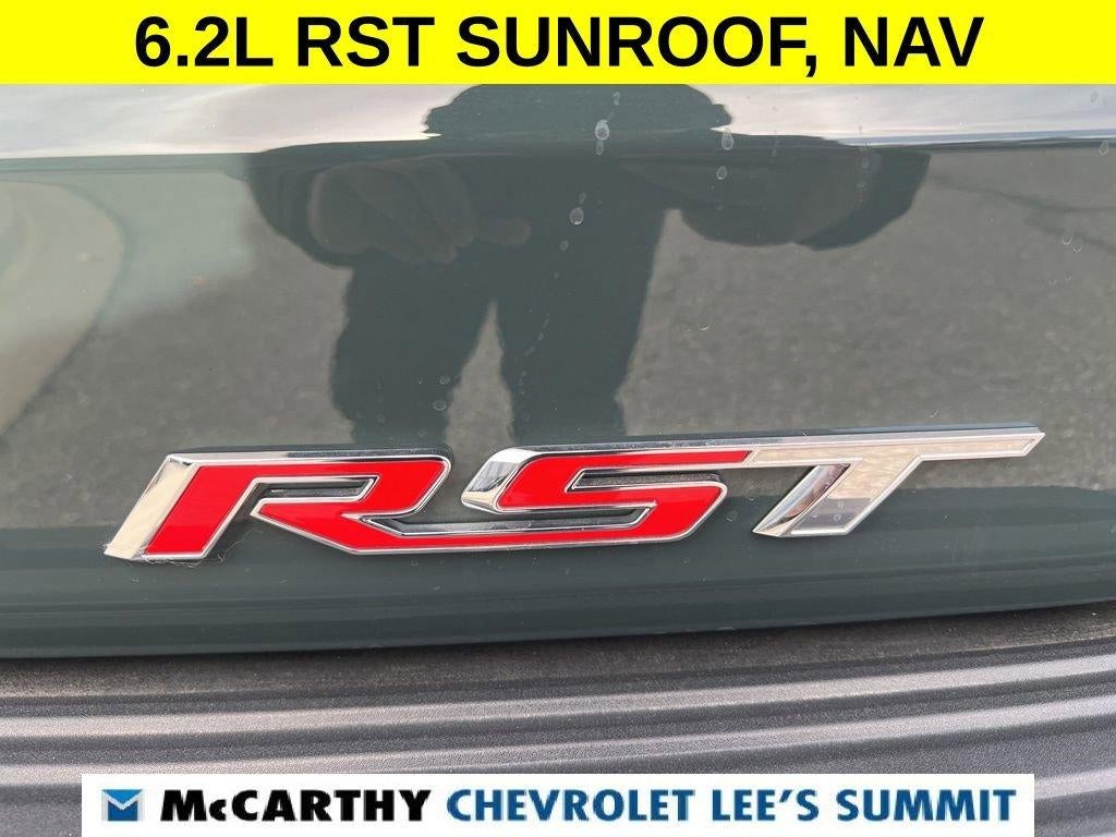 2025 Chevrolet Suburban RST