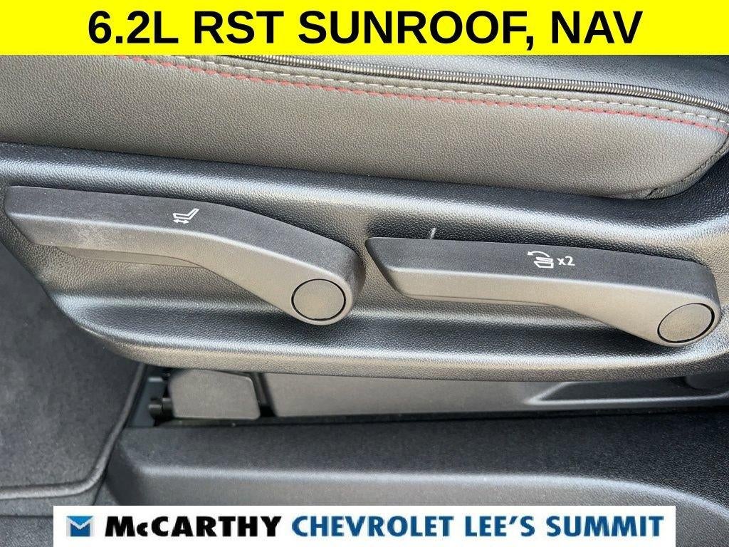 2025 Chevrolet Suburban RST