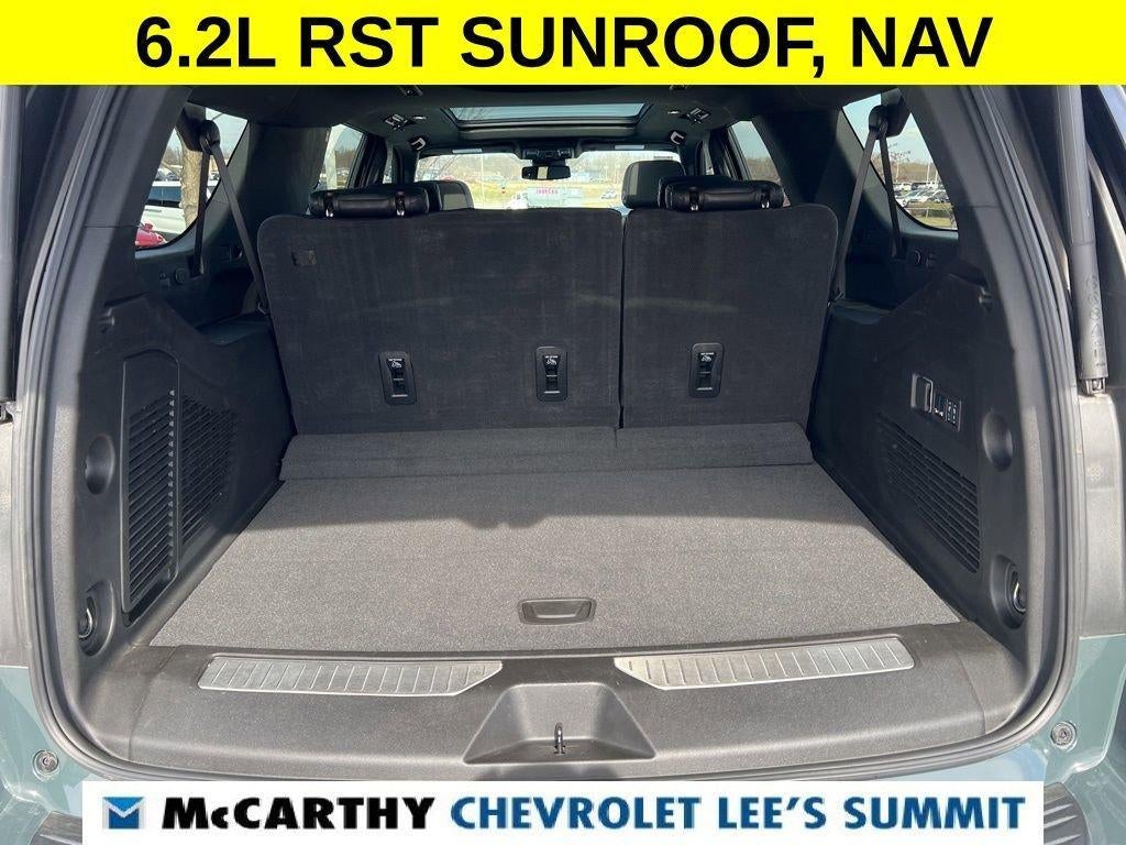 2025 Chevrolet Suburban RST