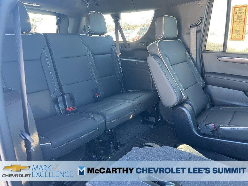 2026 Chevrolet Suburban 4WD Premier