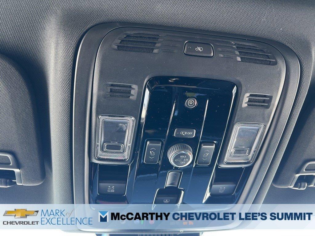 2026 Chevrolet Suburban 4WD Premier