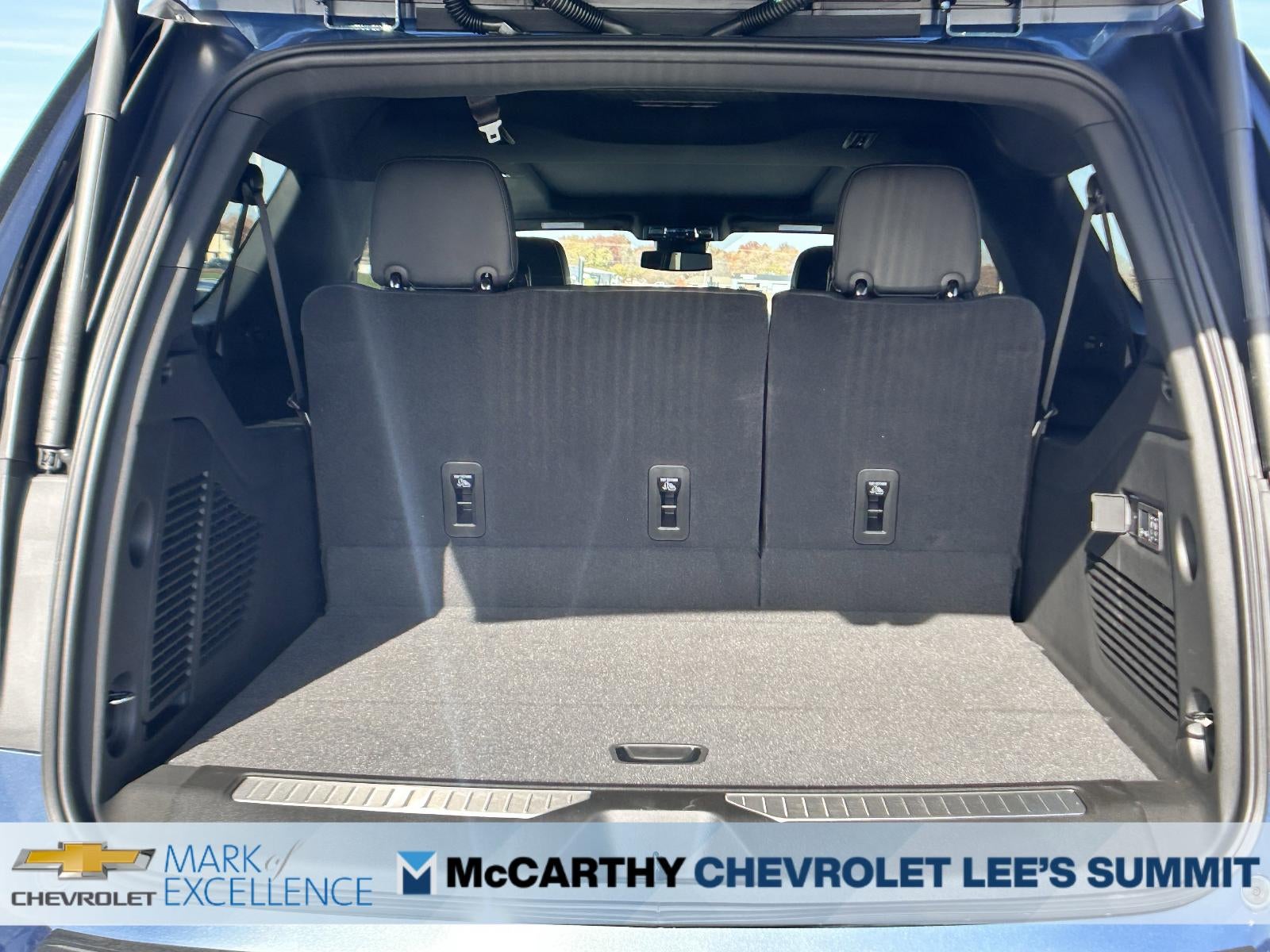 2026 Chevrolet Suburban 4WD Premier