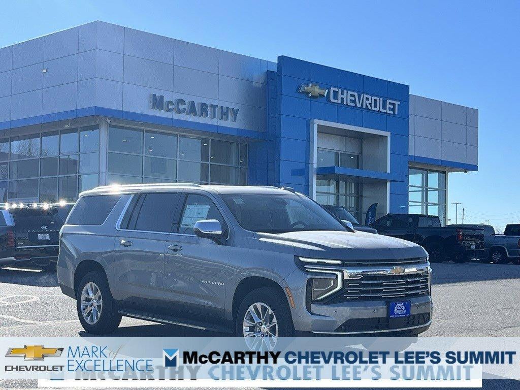 2025 Chevrolet Suburban 4WD Premier