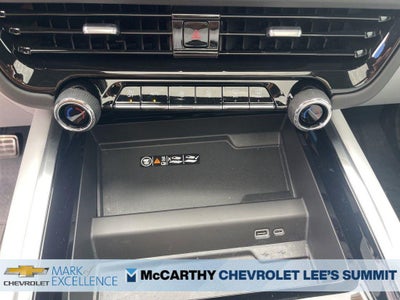 2025 Chevrolet Suburban 4WD Premier