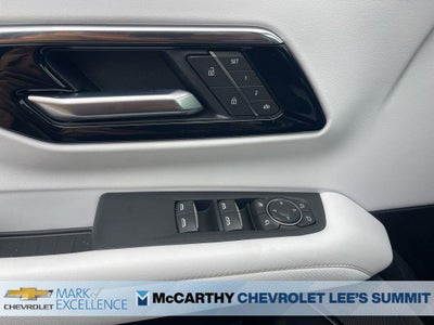 2025 Chevrolet Suburban 4WD Premier