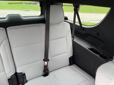 2025 Chevrolet Suburban 4WD Premier
