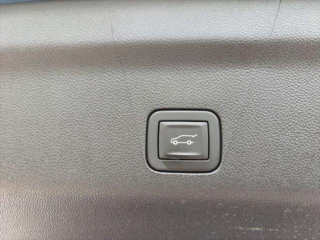 2025 Chevrolet Suburban 4WD Premier