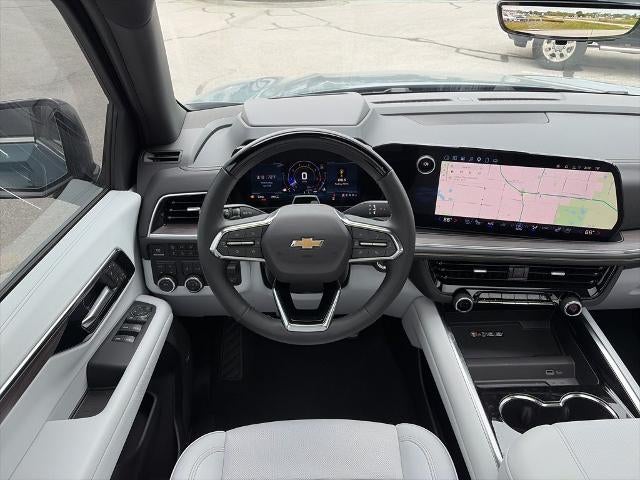 2025 Chevrolet Suburban 4WD Premier