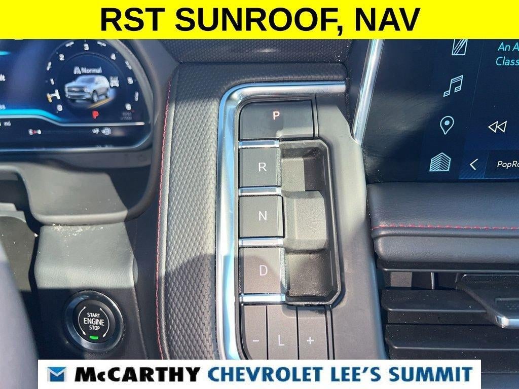 2022 Chevrolet Suburban RST