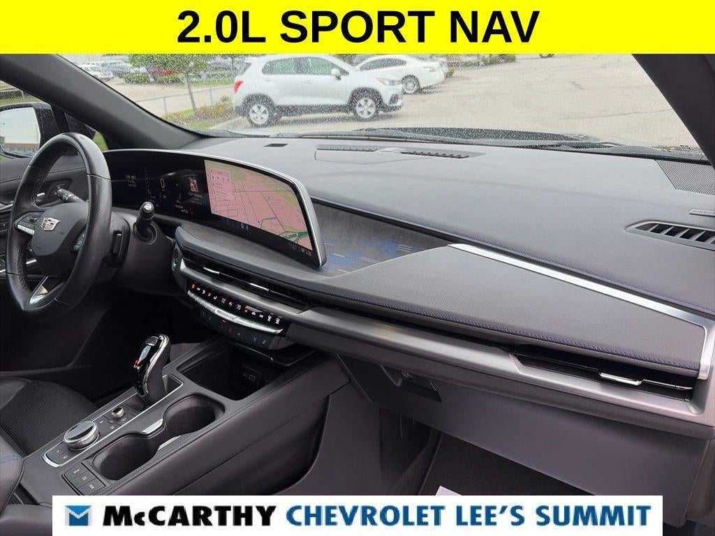 2024 Cadillac XT4 Sport