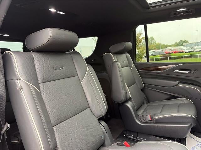 2023 Cadillac Escalade ESV 4WD Premium Luxury