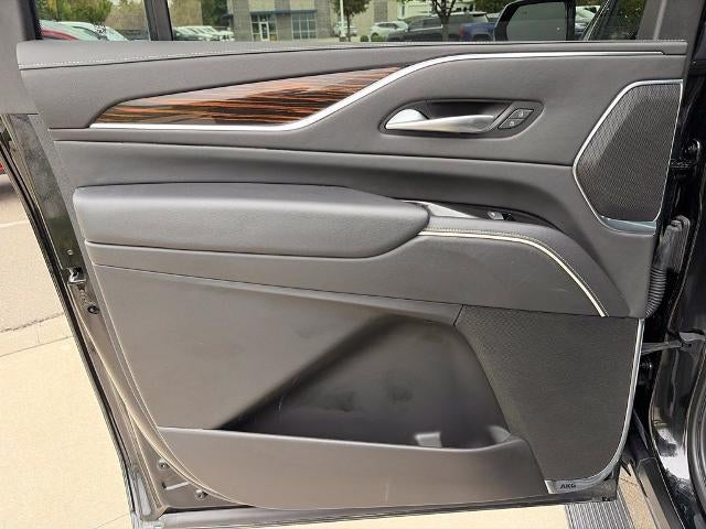 2023 Cadillac Escalade ESV 4WD Premium Luxury