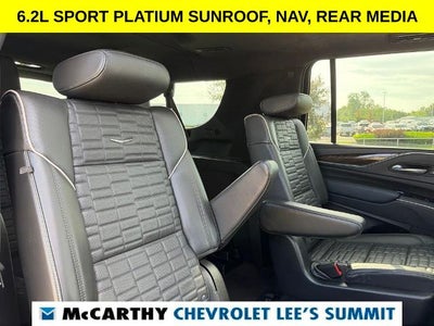 2023 Cadillac Escalade ESV Sport Platinum