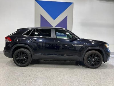 2022 Volkswagen Atlas Cross Sport 3.6L V6 SE w/Technology