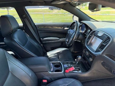 2014 Chrysler 300 300C
