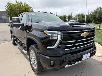 2026 Chevrolet Silverado 2500 HD Crew Cab Standard Box 4-Wheel Drive LT