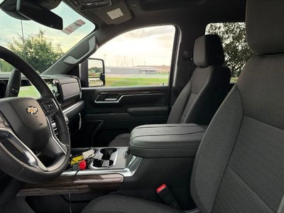 2026 Chevrolet Silverado 2500 HD Crew Cab Standard Box 4-Wheel Drive LT