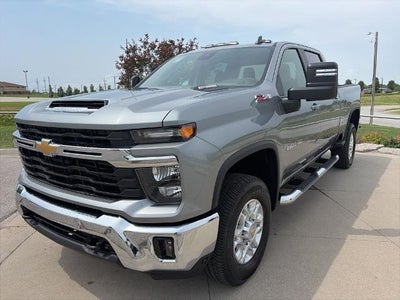 2026 Chevrolet Silverado 2500 HD Crew Cab Standard Box 4-Wheel Drive LT