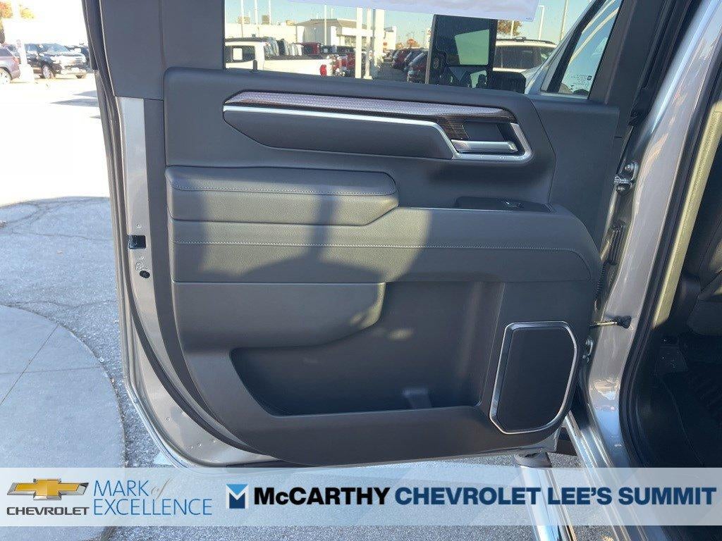 2026 Chevrolet Silverado 2500 HD Crew Cab Standard Box 4-Wheel Drive LT