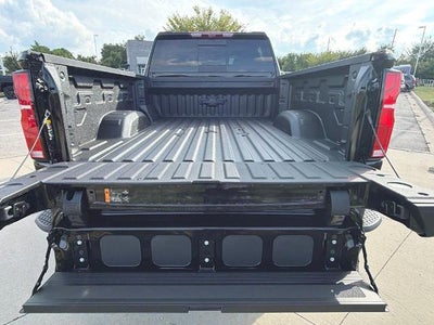 2026 Chevrolet Silverado 2500 HD Crew Cab Standard Box 4-Wheel Drive ZR2