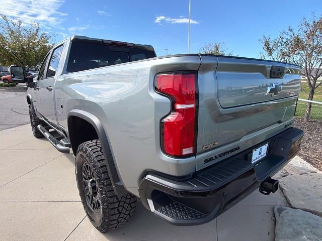 2026 Chevrolet Silverado 2500 HD Crew Cab Standard Box 4-Wheel Drive ZR2