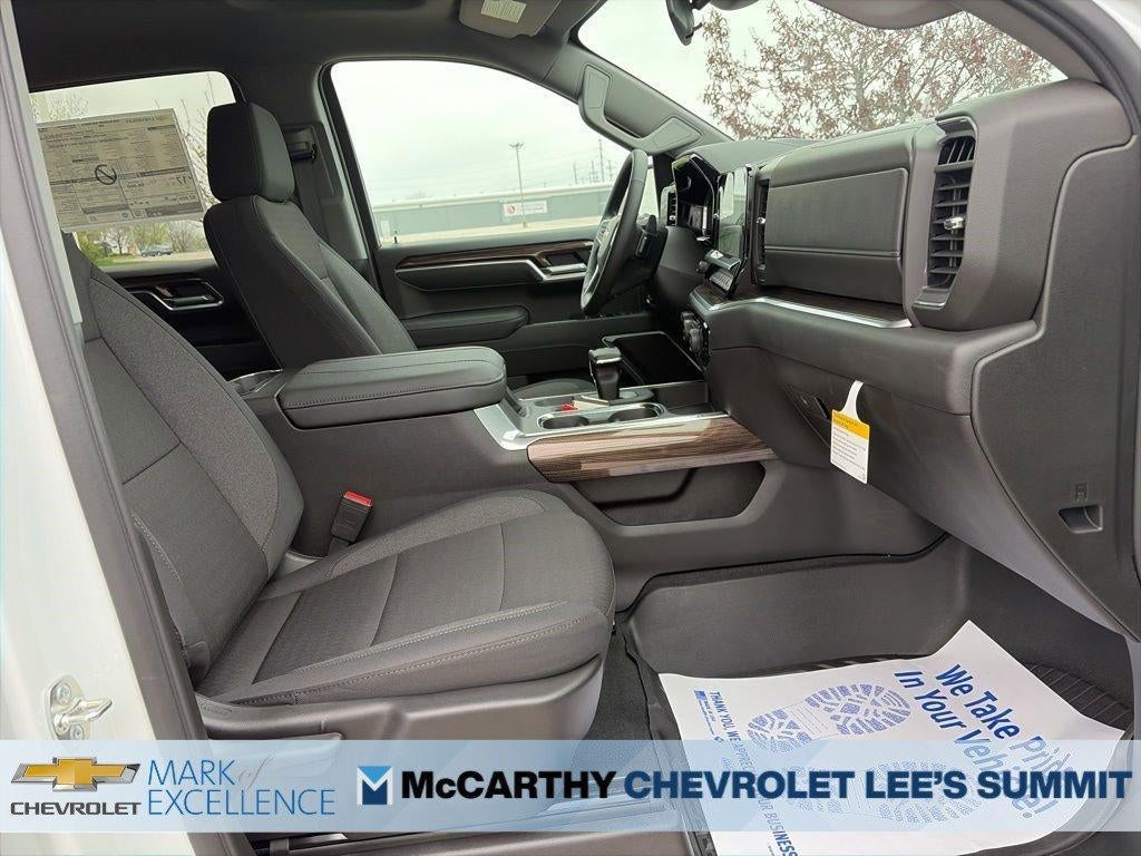 2026 Chevrolet Silverado 1500 Crew Cab Short Box 4-Wheel Drive LT 1LT