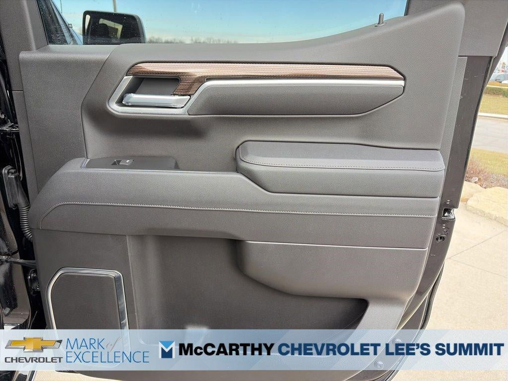 2026 Chevrolet Silverado 1500 Crew Cab Short Box 4-Wheel Drive RST