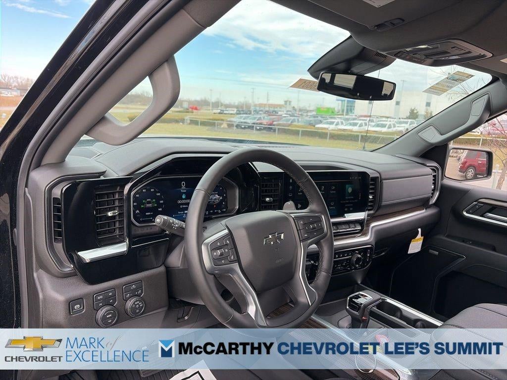 2026 Chevrolet Silverado 1500 Crew Cab Short Box 4-Wheel Drive RST