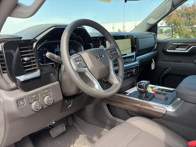 2026 Chevrolet Silverado 1500 Crew Cab Short Box 4-Wheel Drive RST