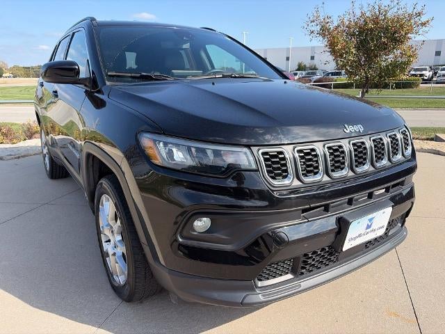 2024 Jeep Compass Latitude Lux