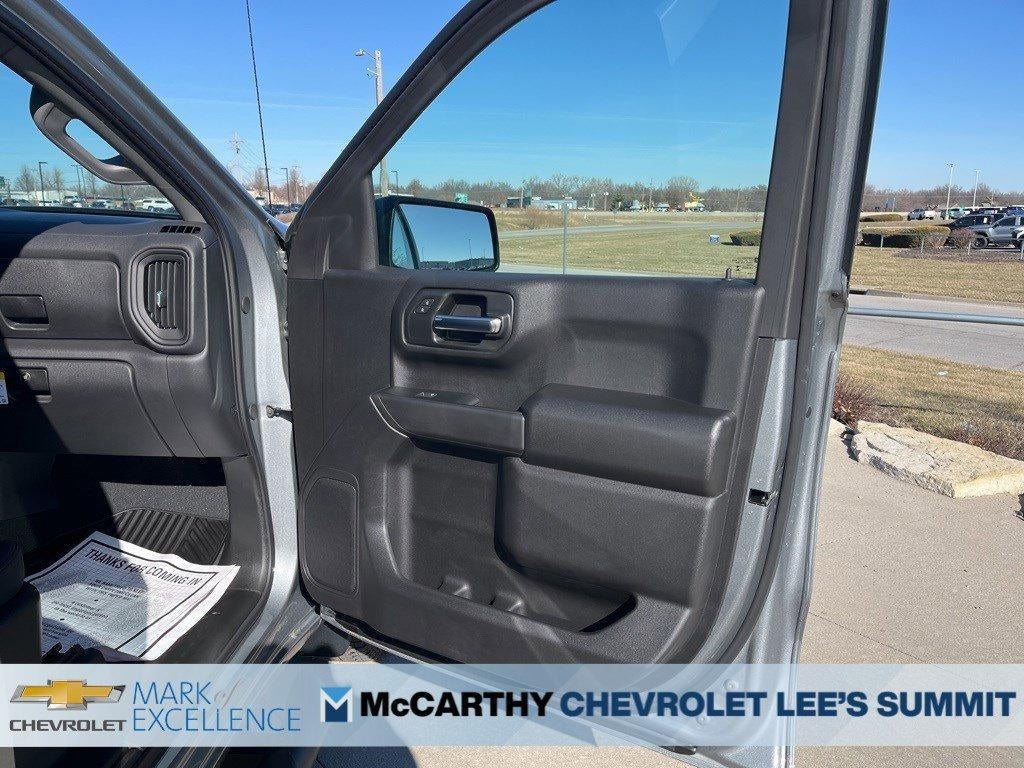 2025 Chevrolet Silverado 1500 Crew Cab Short Box 4-Wheel Drive Custom