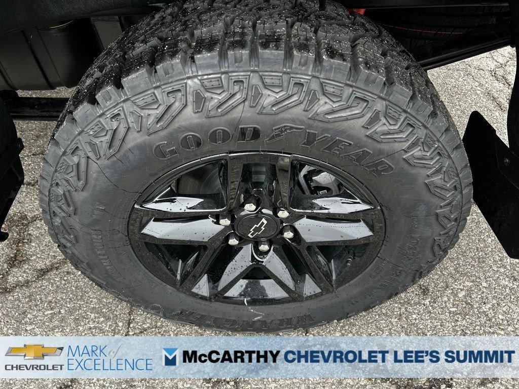 2026 Chevrolet Silverado 1500 Crew Cab Short Box 4-Wheel Drive Custom Trail Boss
