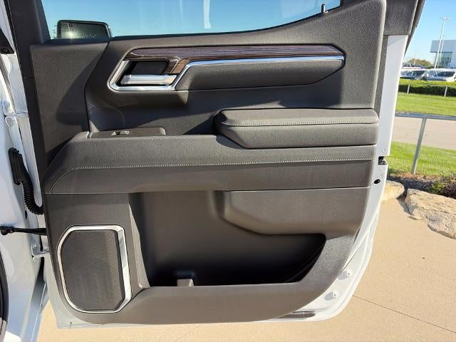 2026 Chevrolet Silverado 1500 Crew Cab Short Box 4-Wheel Drive LT 2FL