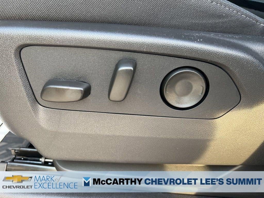 2026 Chevrolet Silverado 1500 Crew Cab Short Box 4-Wheel Drive Custom Trail Boss