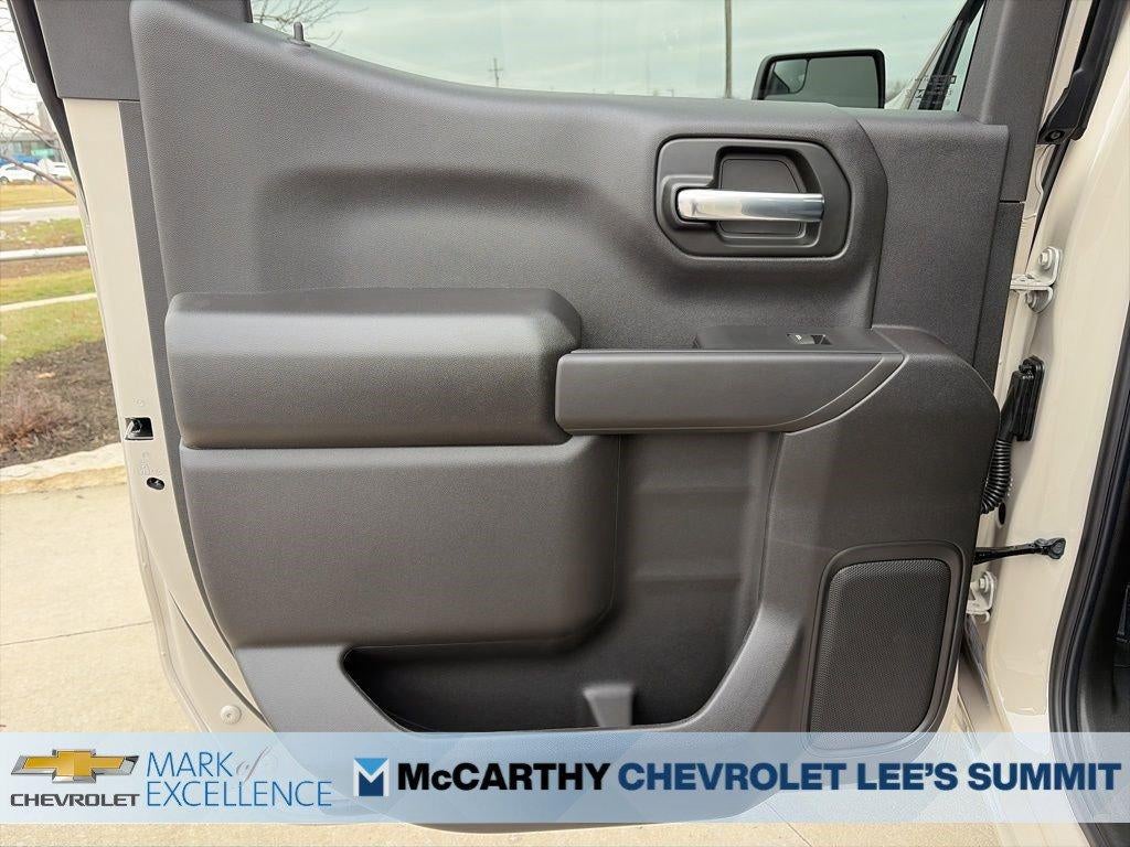 2026 Chevrolet Silverado 1500 Crew Cab Short Box 4-Wheel Drive Custom Trail Boss