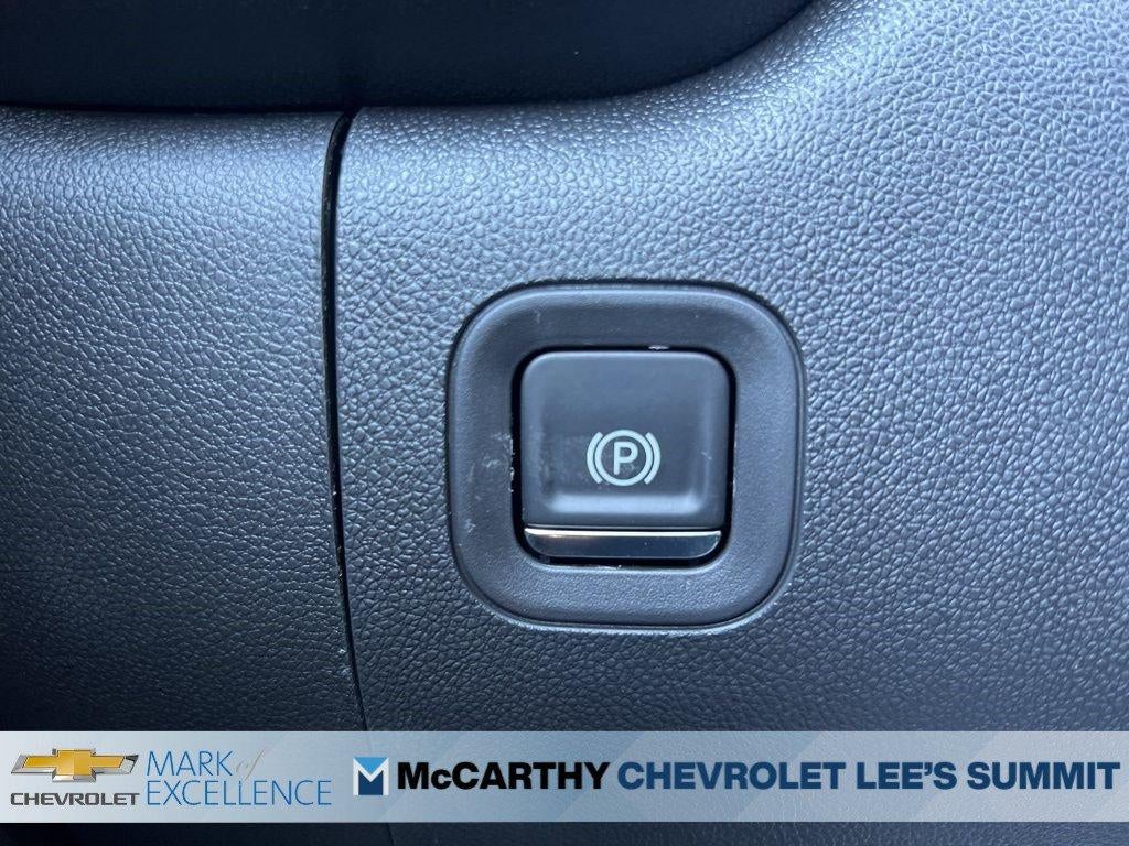 2026 Chevrolet Silverado 1500 Crew Cab Short Box 4-Wheel Drive Custom Trail Boss