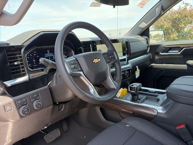 2026 Chevrolet Silverado 1500 Crew Cab Short Box 4-Wheel Drive LT 1LT
