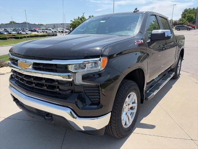 2026 Chevrolet Silverado 1500 Crew Cab Short Box 4-Wheel Drive LT 1LT