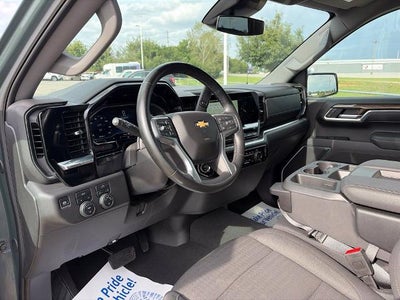 2025 Chevrolet Silverado 1500 LT
